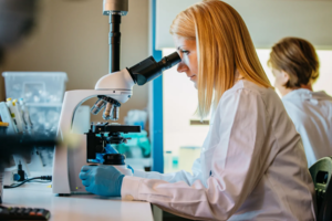 female_scientist